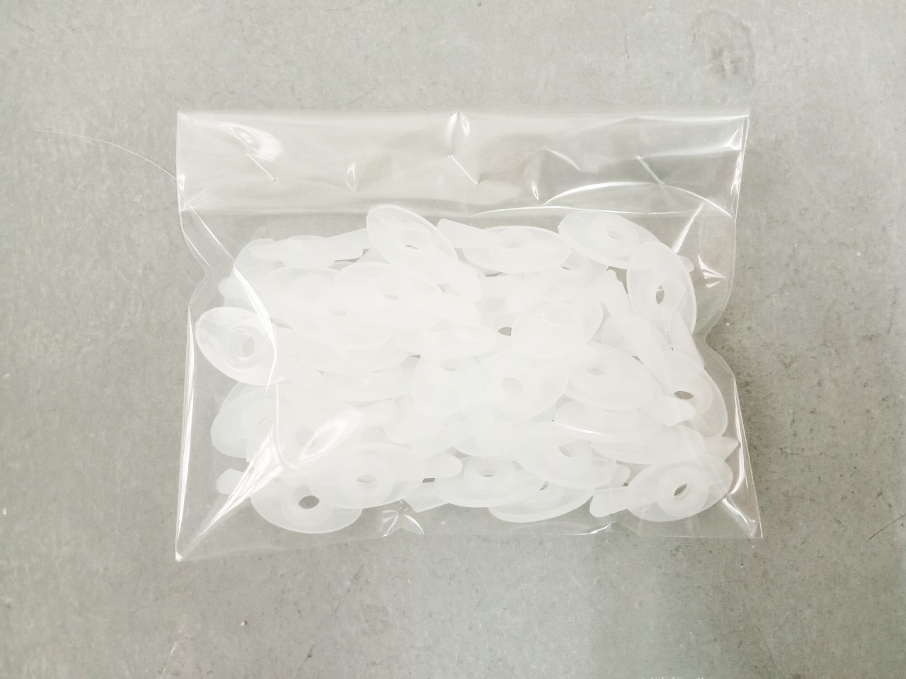 หางปลามุ้งลวด พลาสติก 